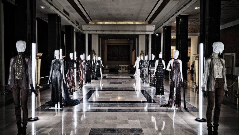 La collezione di Olivier Theyskens alla Parigi Fashion Week | Bonaveri