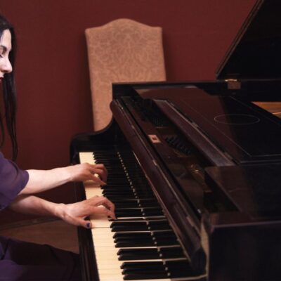 Veronica Rudian- Compositrice e pianista, al lavoro sul nuovo disco di composizioni inedite
